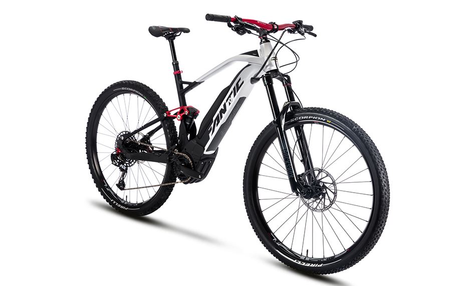 E-bike Fantic XTF 1.5 Silver (Misure S - M - L)